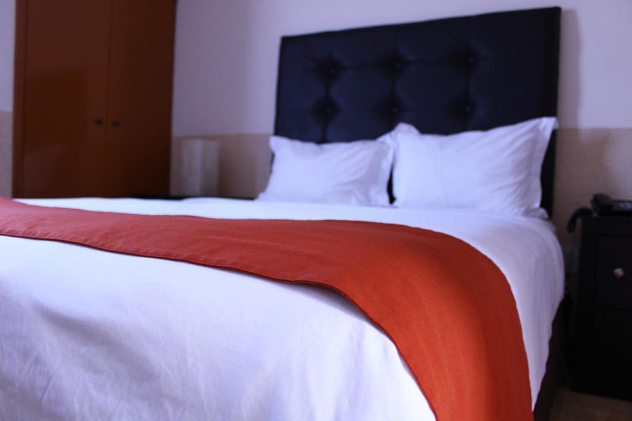 Hotel El Regio à Monterrey Extérieur photo