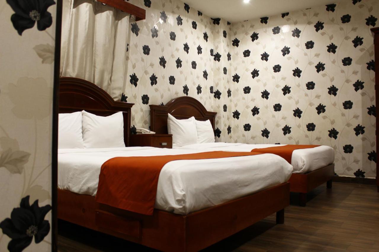 Hotel El Regio à Monterrey Extérieur photo
